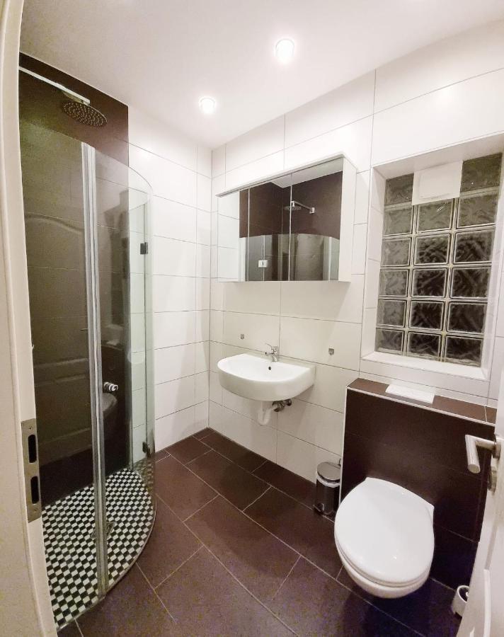 Gemuetliches J&L Apartment Nahe Des Hauptbahnhofes Μπάντεν-Μπάντεν Εξωτερικό φωτογραφία