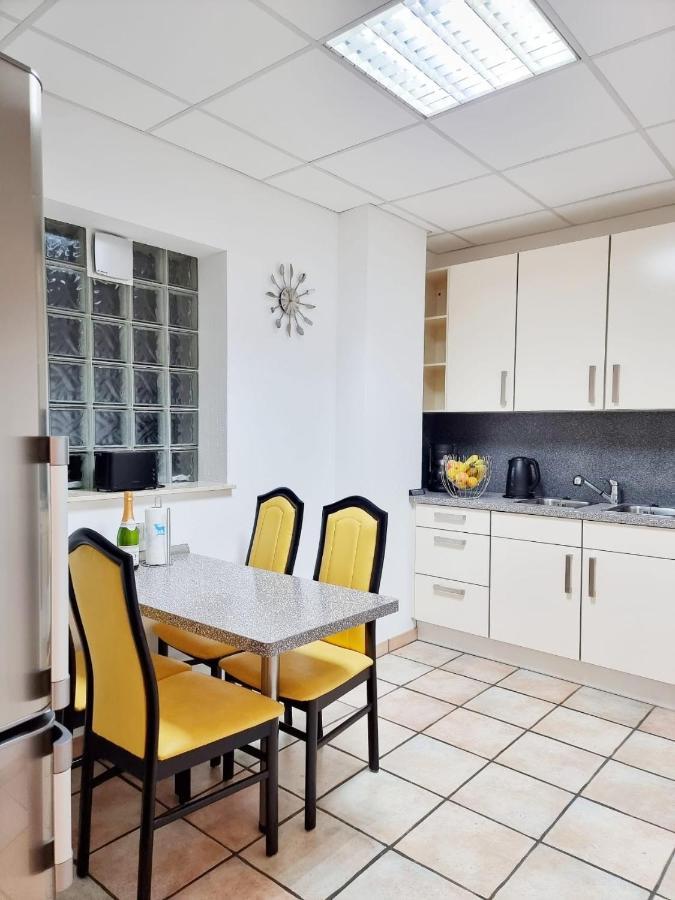 Gemuetliches J&L Apartment Nahe Des Hauptbahnhofes Μπάντεν-Μπάντεν Εξωτερικό φωτογραφία