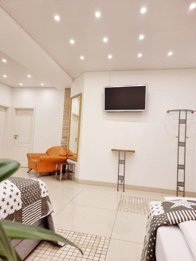 Gemuetliches J&L Apartment Nahe Des Hauptbahnhofes Μπάντεν-Μπάντεν Εξωτερικό φωτογραφία