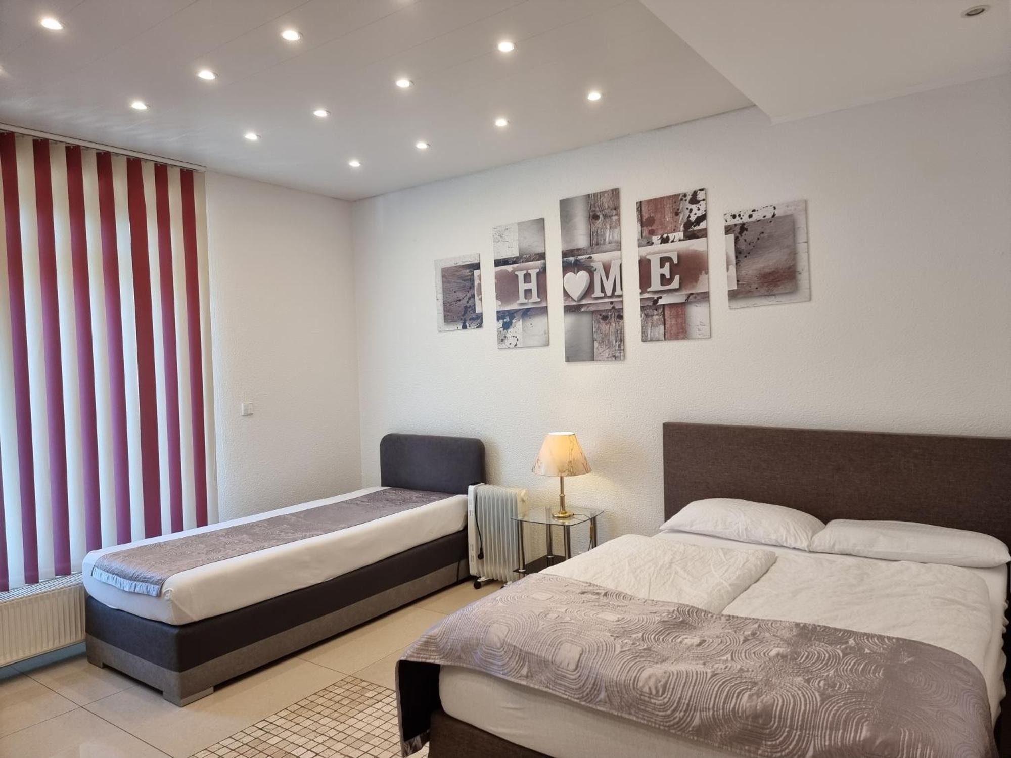 Gemuetliches J&L Apartment Nahe Des Hauptbahnhofes Μπάντεν-Μπάντεν Εξωτερικό φωτογραφία