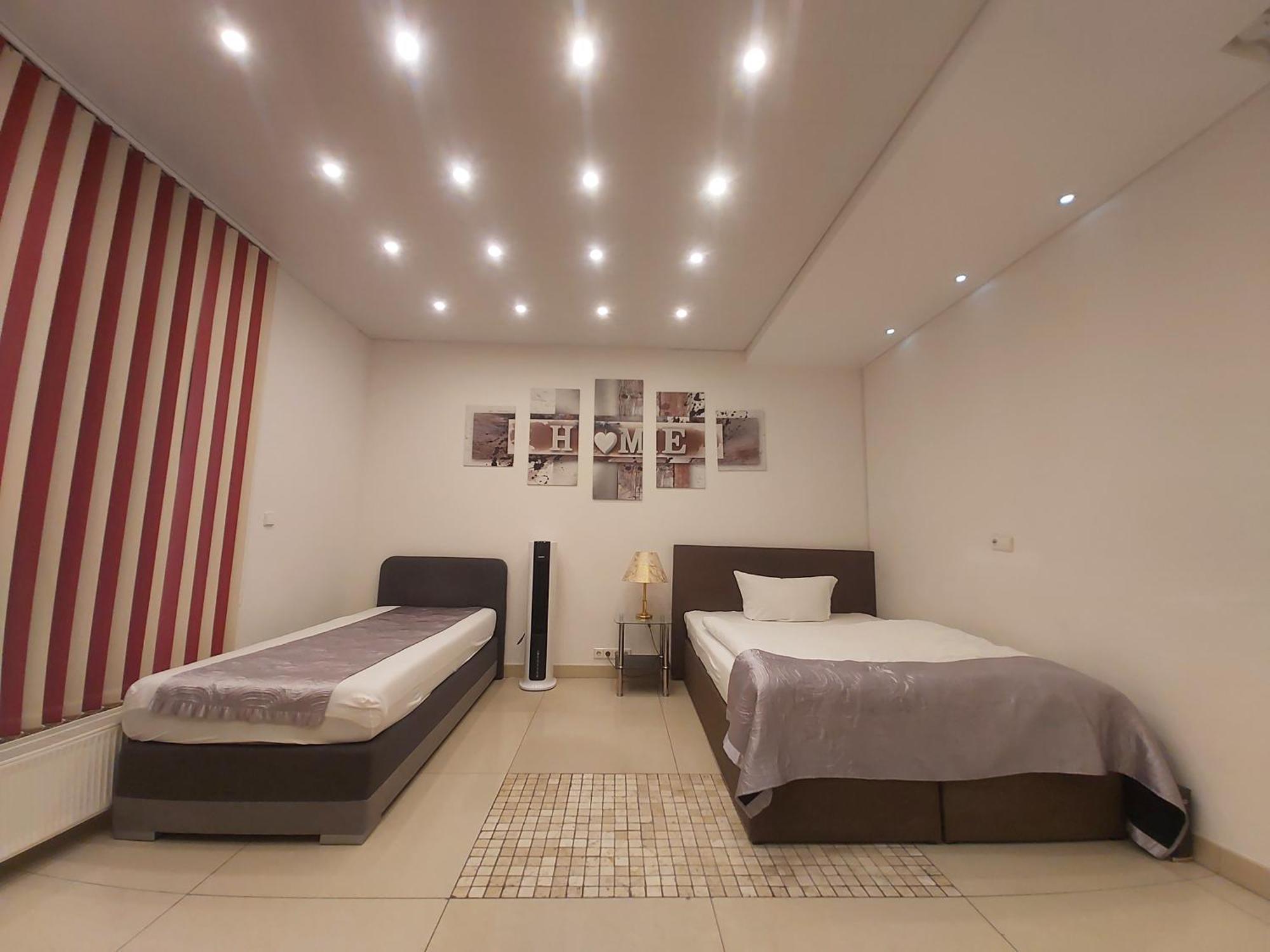 Gemuetliches J&L Apartment Nahe Des Hauptbahnhofes Μπάντεν-Μπάντεν Εξωτερικό φωτογραφία