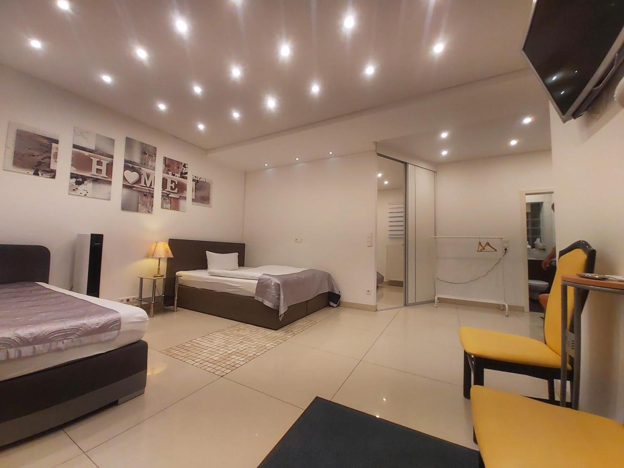Gemuetliches J&L Apartment Nahe Des Hauptbahnhofes Μπάντεν-Μπάντεν Εξωτερικό φωτογραφία